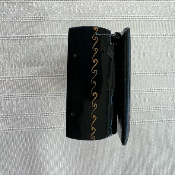 Vintage lacquered Russian PALEKH hand painted trinket box w/signature - Picture 5 of 7